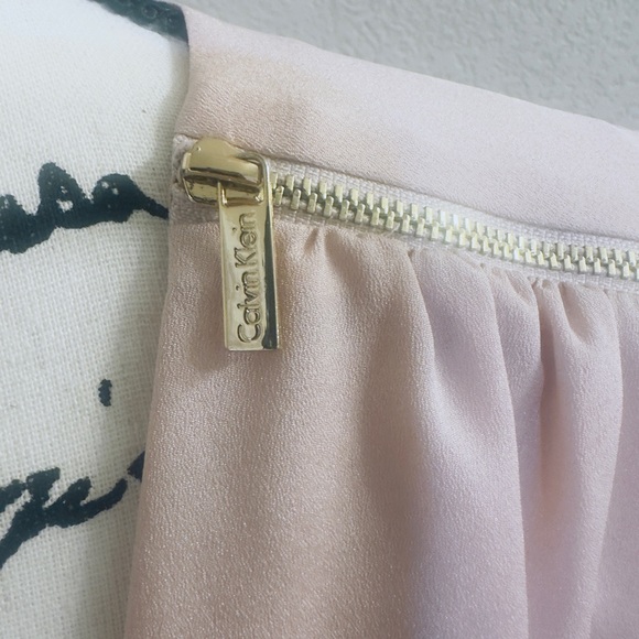 Calvin Klein Light Pink Draped Blouse with Gold Details - Picture 6 of 7